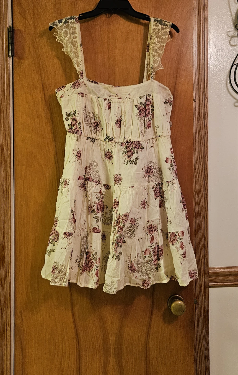 NWT Boho Tiered Flowered Dress Size Medium