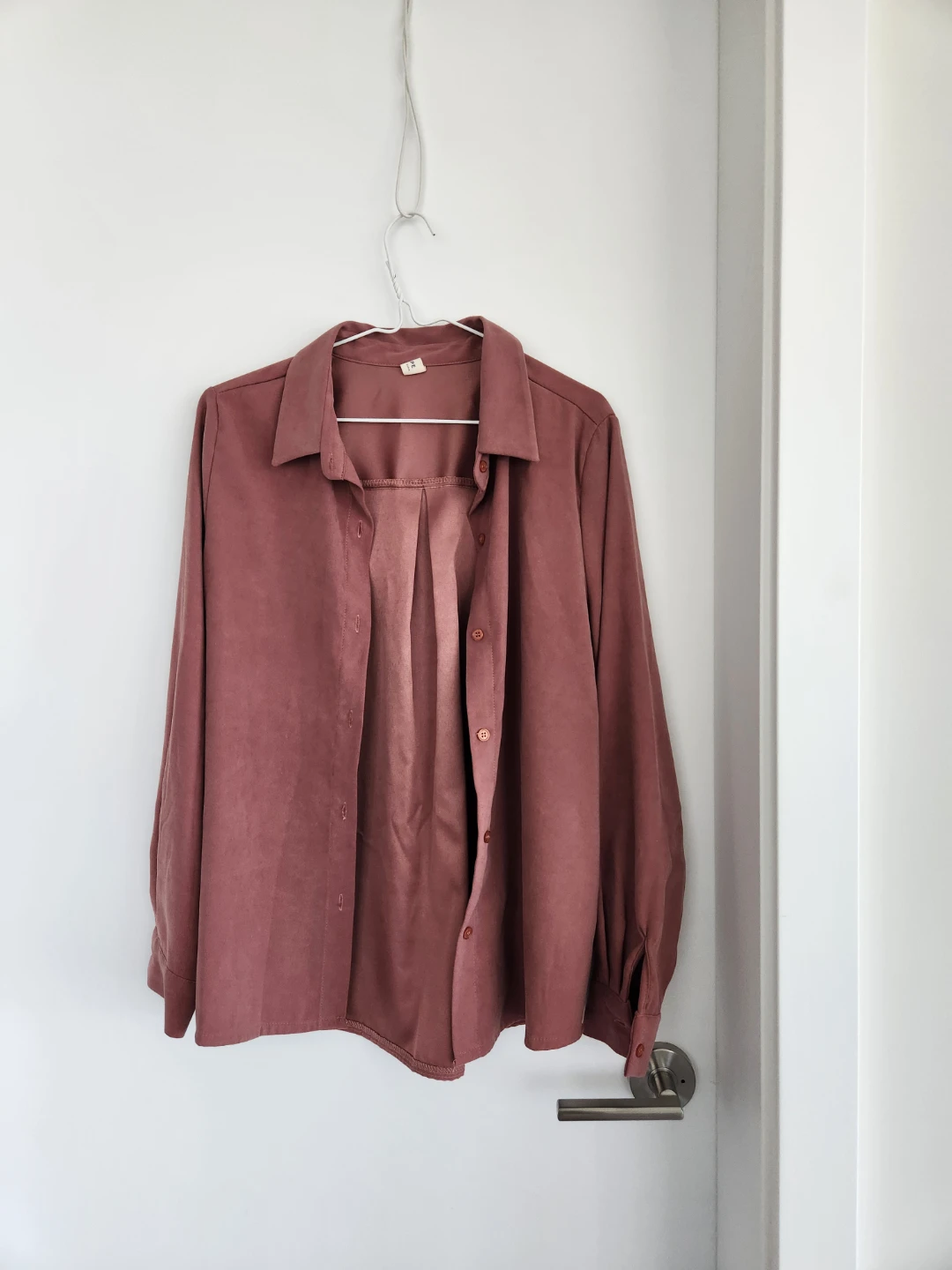 Women's Long Sleeve Button-Up Shirt - Dusty Mauve colour