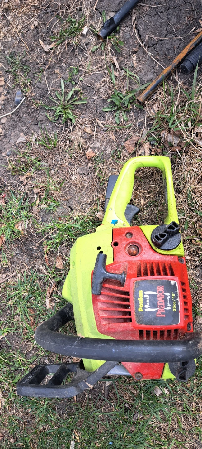 Poulan Predator Chainsaw 35cc / 16" - photo 4