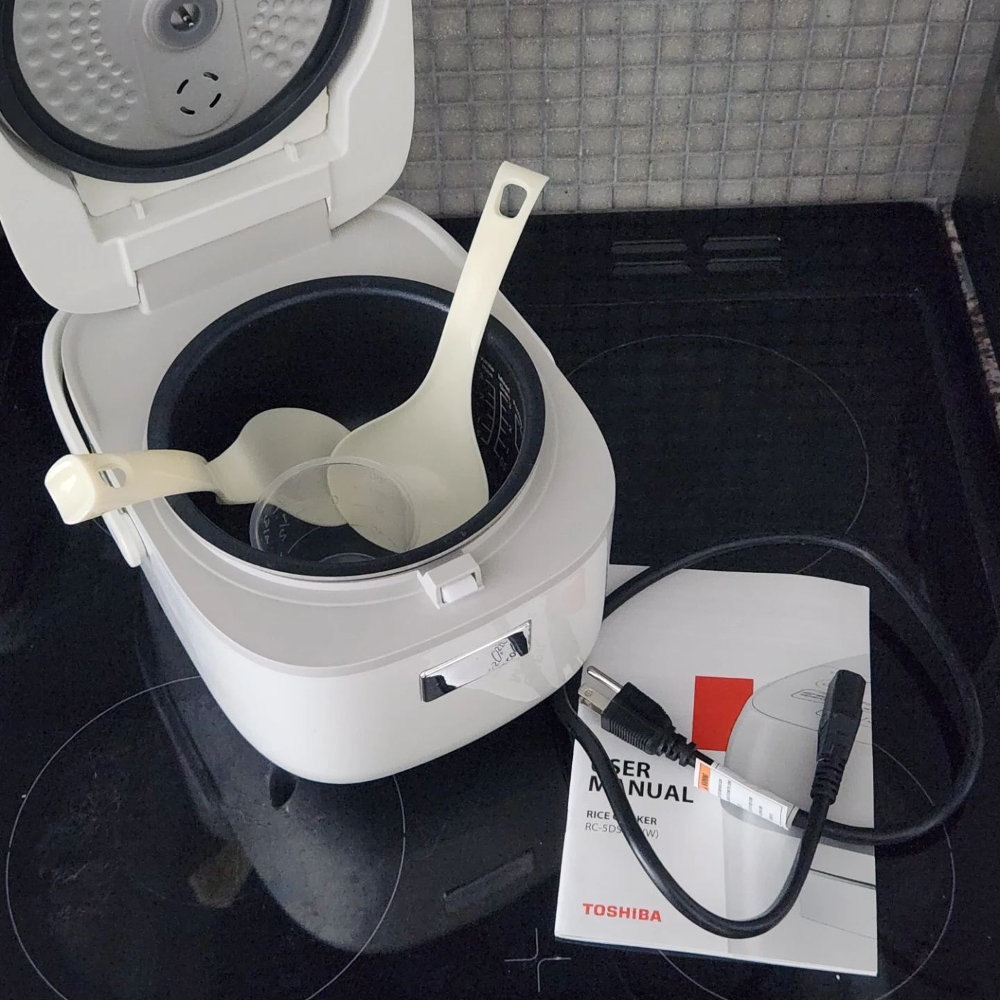 Toshiba Rice Cooker - photo 2