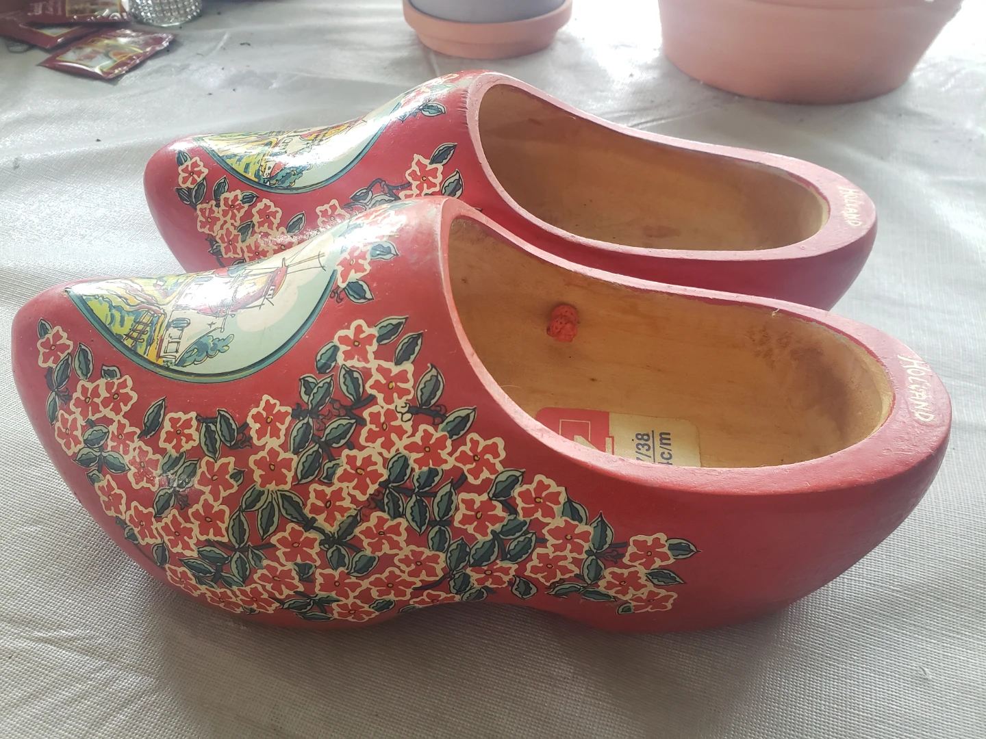 Red Wooden Clogs Holland Souvenir Size 37/38 - photo 2
