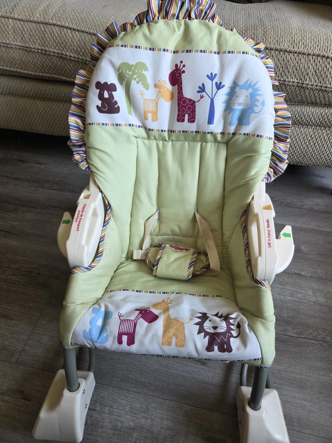 Fisher-Price Baby Bouncer Seat - Jungle Theme