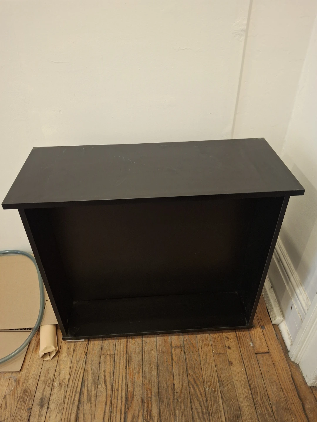 Aquarium Stand - 20 gallon
