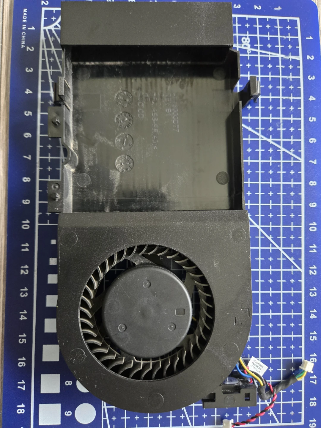 LENOVO Mini PC Cooler - photo 2