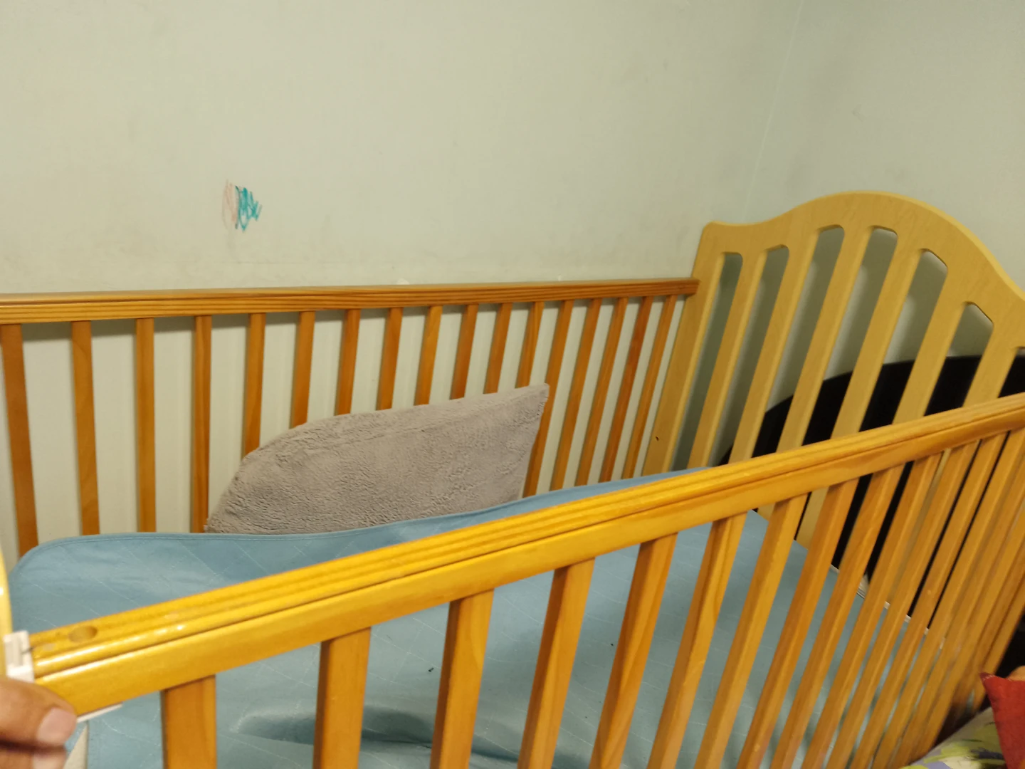 Wooden Baby Crib - photo 2