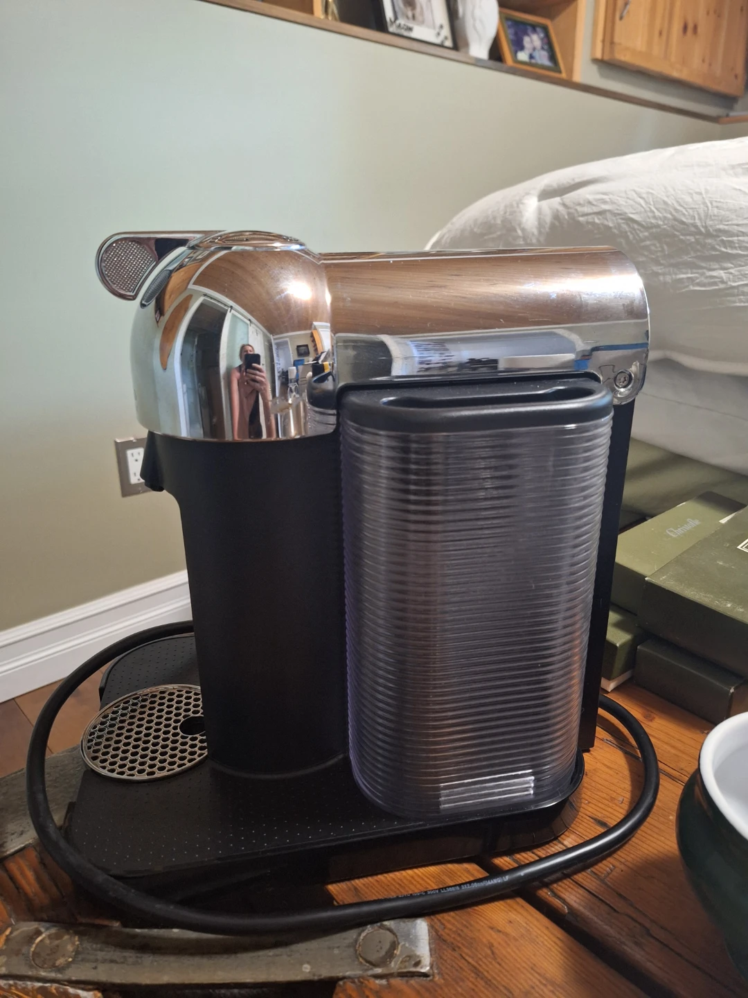 Nespresso VertuoPlus Coffee Machine - photo 2