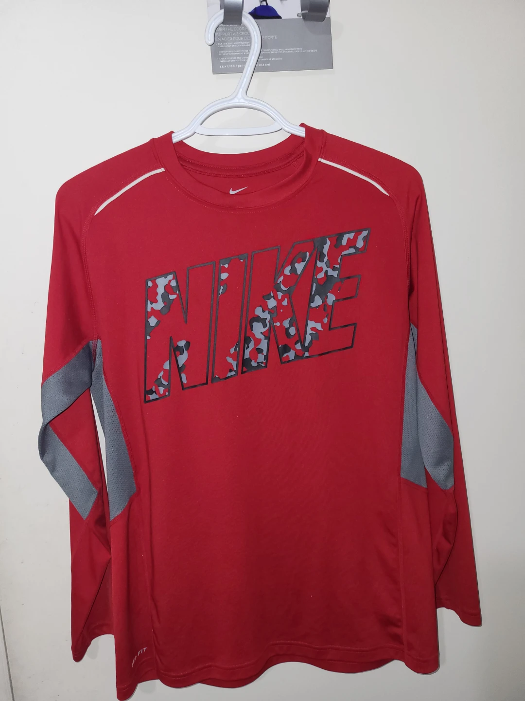 Youth Nike Dri-FIT Long Sleeve Shirt XL