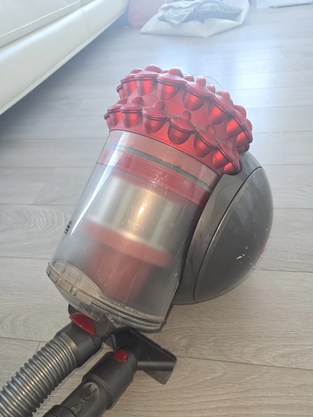 Dyson Ball Vacuum Cleaner - photo 2