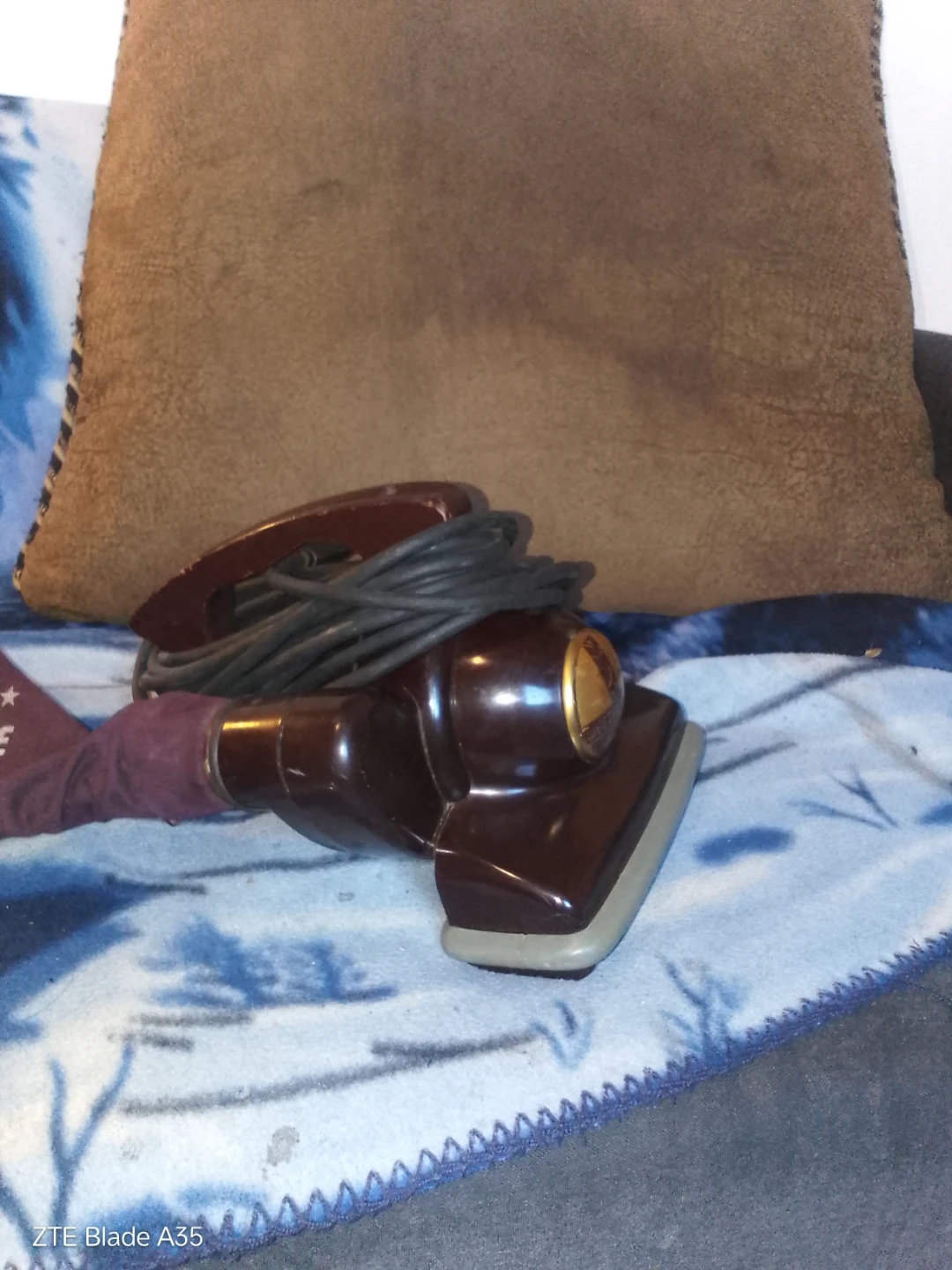 Westinghouse Vintage Handheld Vacuum - photo 2