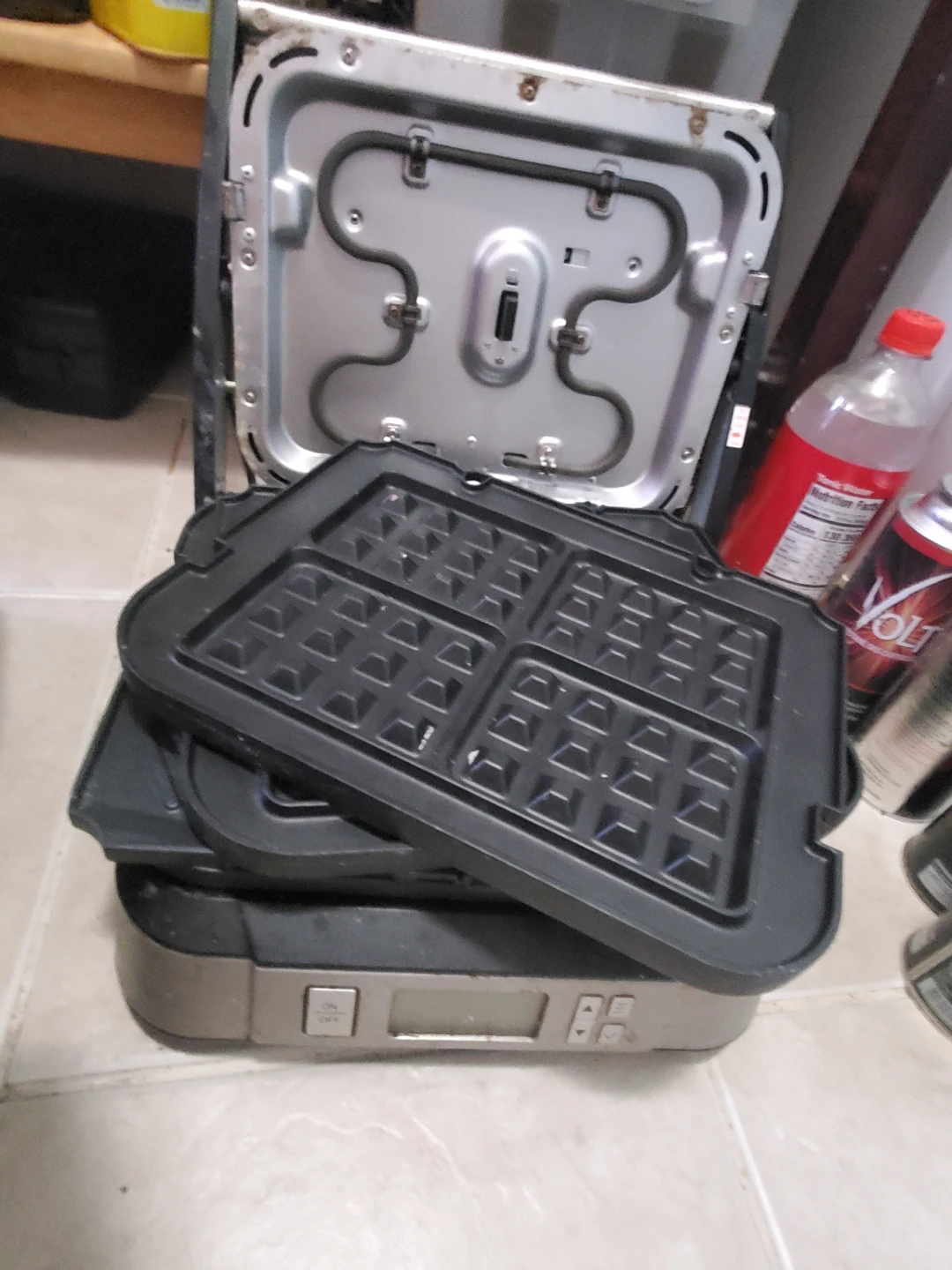 $190 Cuisinart GR-6S Contact Griddler with Waffle grill