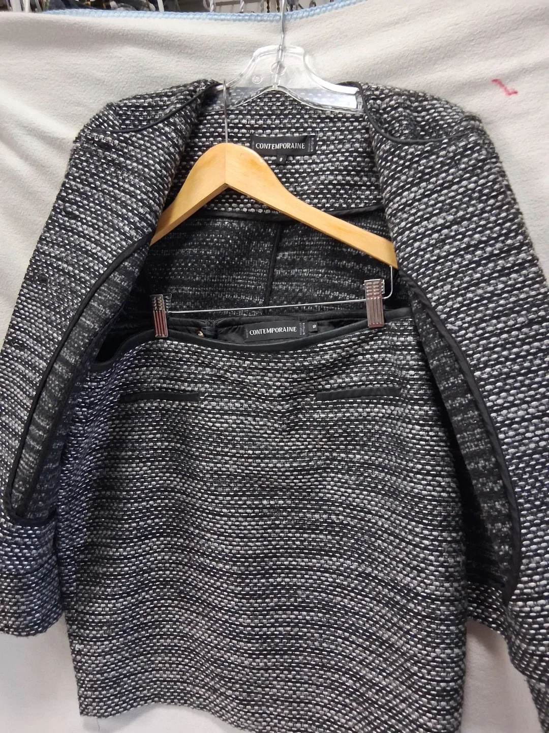 Contemporaine Tweed Jacket and Skirt Set Size 8 - photo 4