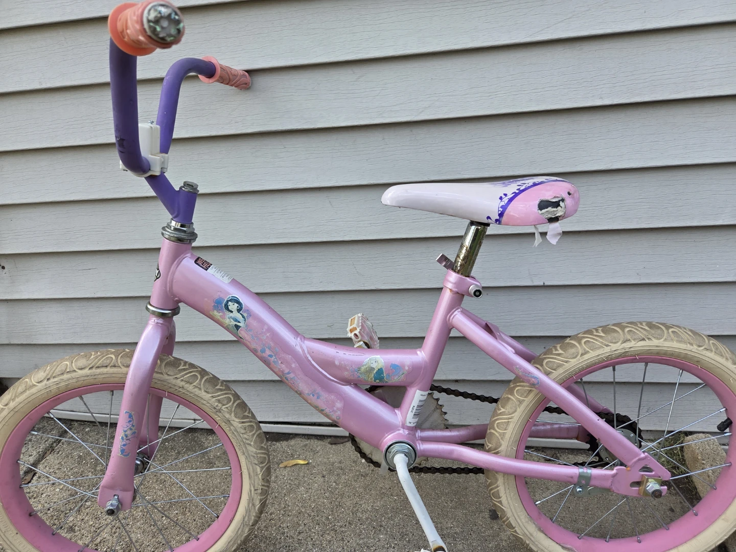 LITTLE GIRLS BIKE - photo 2