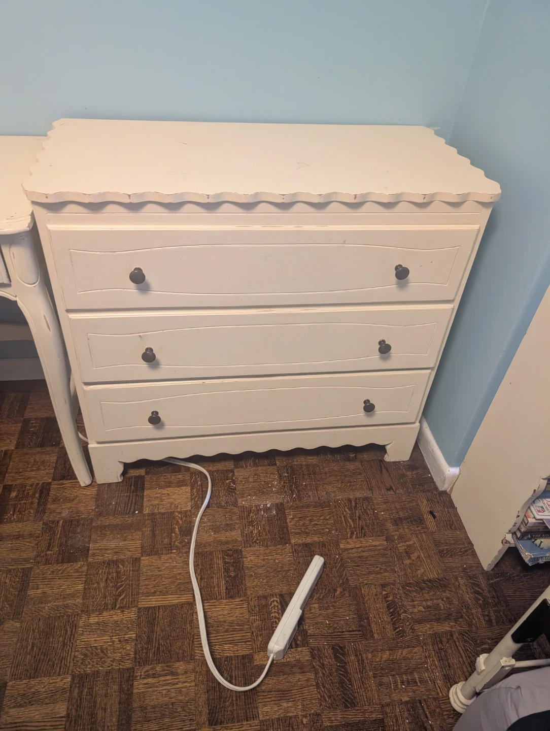 White Vanity Desk, Dresser and bookshelf - photo 2