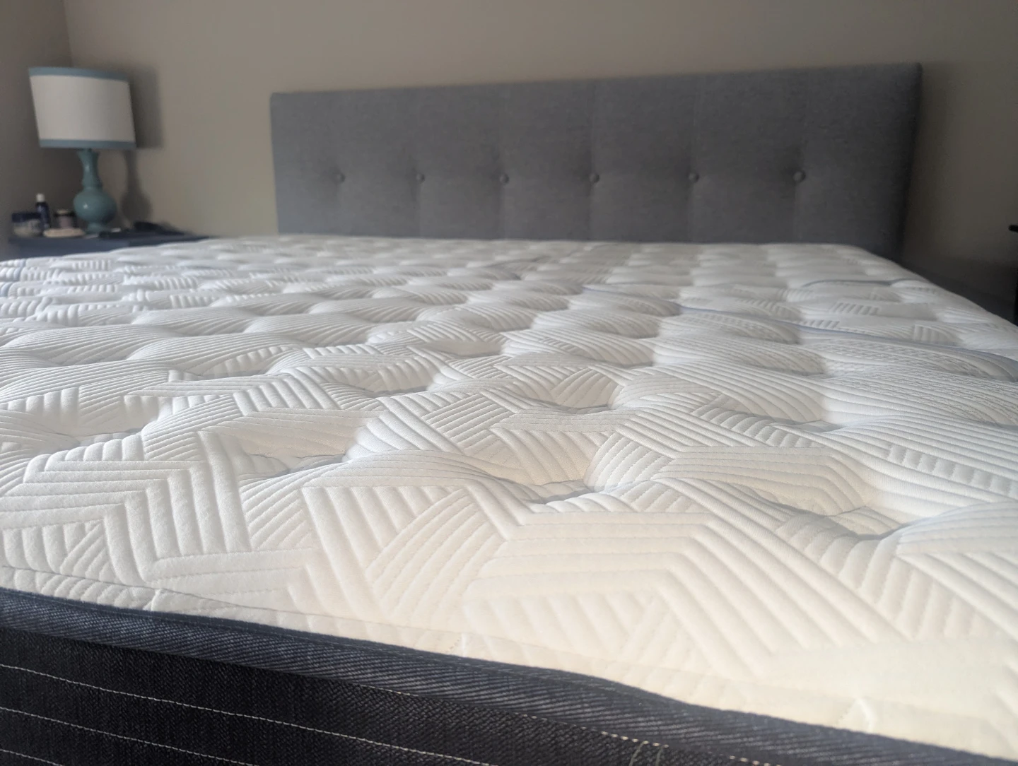 Serta Mattress - King Size - photo 2