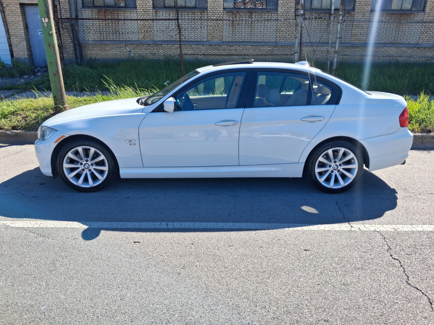 BMW 328i - photo 2