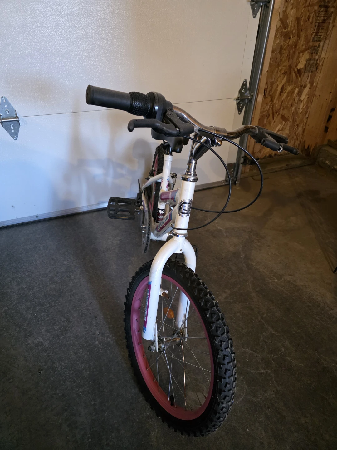 Supercycle Kids 18" Bike - White/Pink - photo 2
