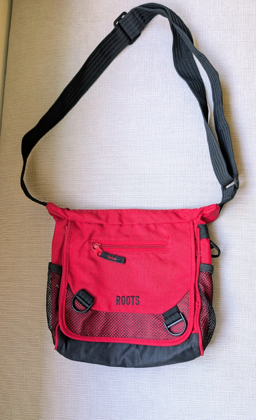 Brand New Roots Messenger Bag