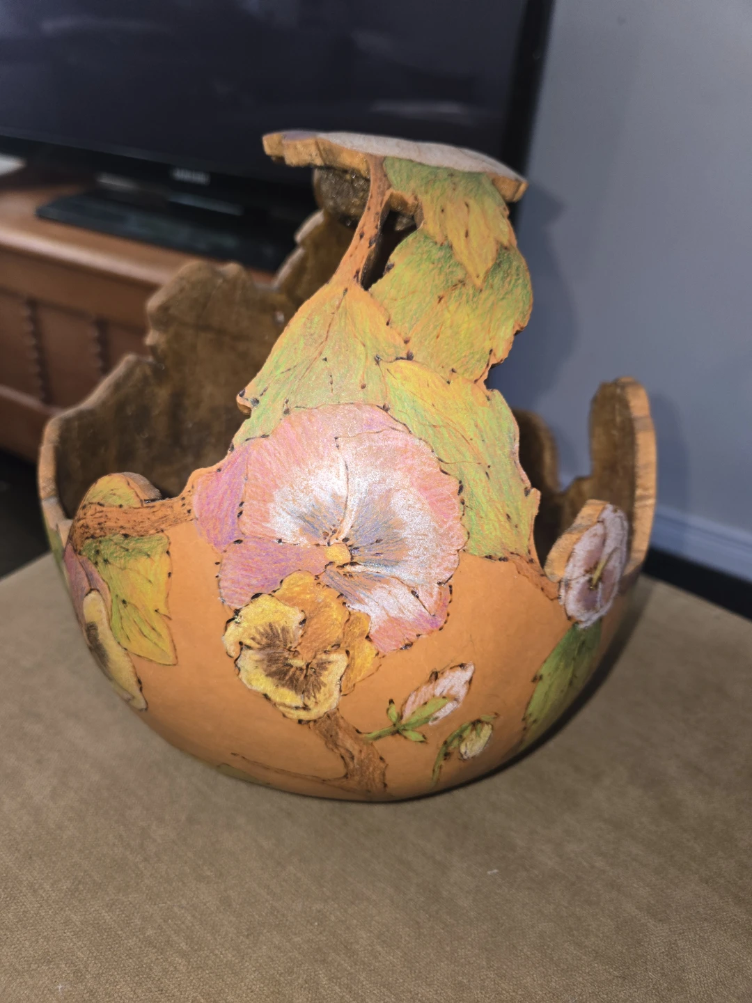 Hand-painted Gourd Basket - photo 3