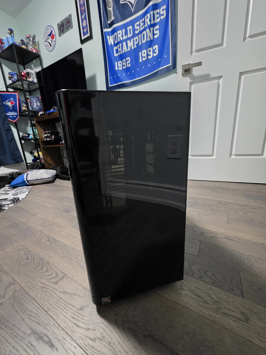 Thermaltake Mid Tower Computer Case