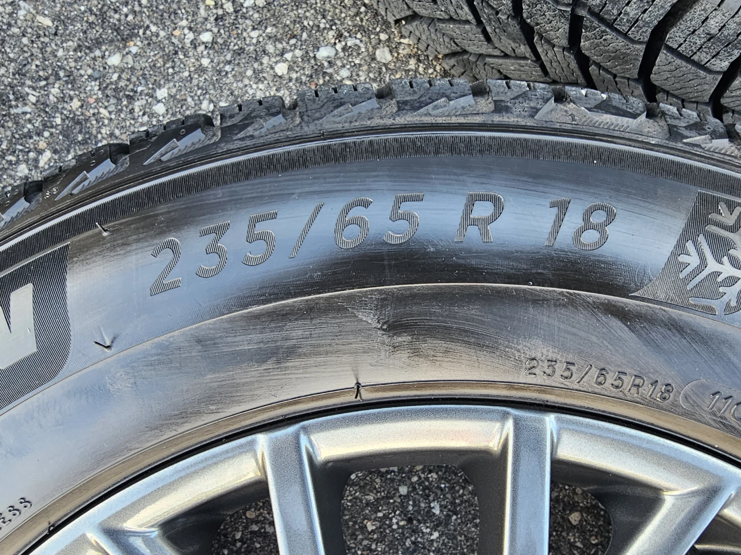 LEXUS RX350 WINTER PACKAGE 235/65 R18 - photo 4
