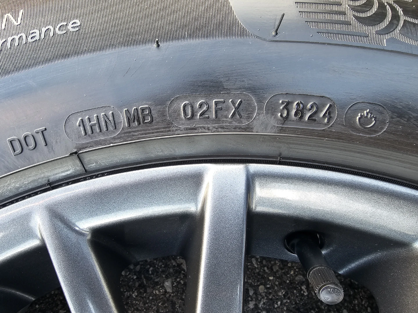 LEXUS RX350 WINTER PACKAGE 235/65 R18 - photo 5