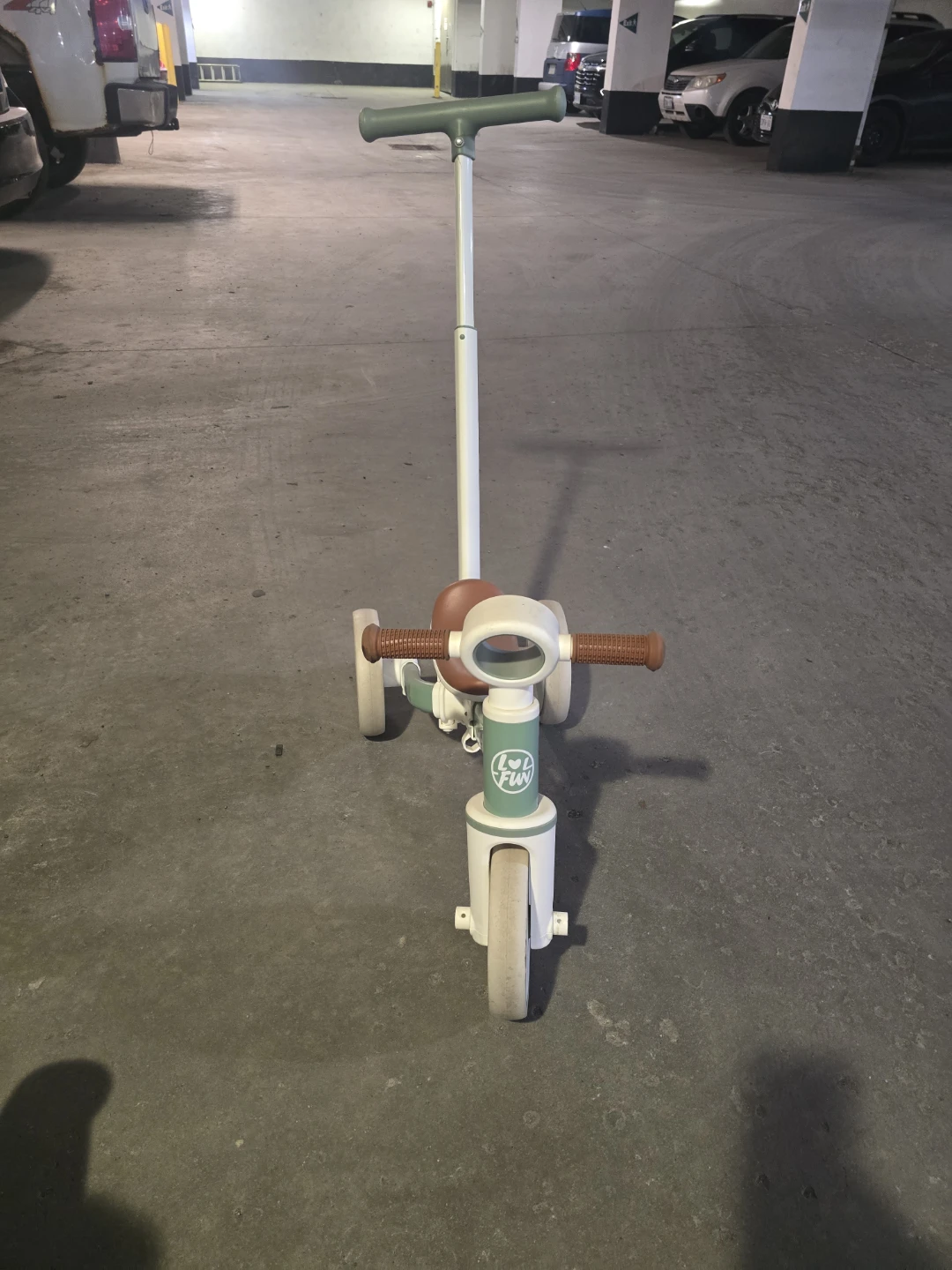 LOL FUN Toddler Tricycle/Scooter