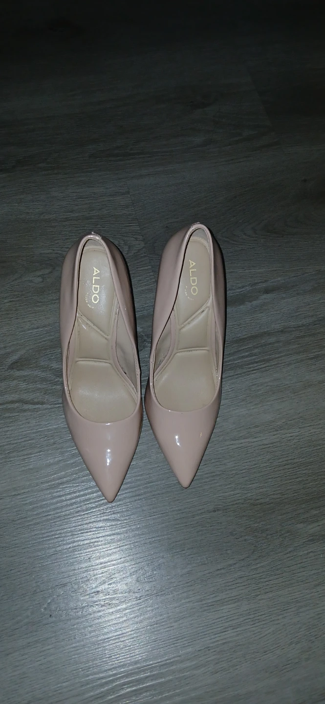 ALDO Women's Pink Patent Leather Pointed Toe Heels