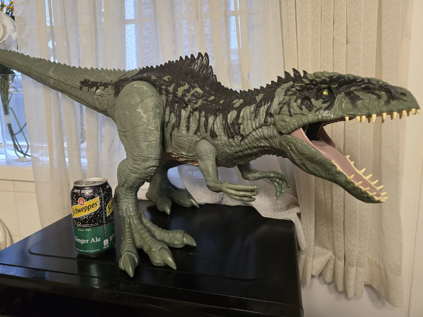 HUGE Jurassic World Dominion Super Colossal Dinosaur Figure - photo 2