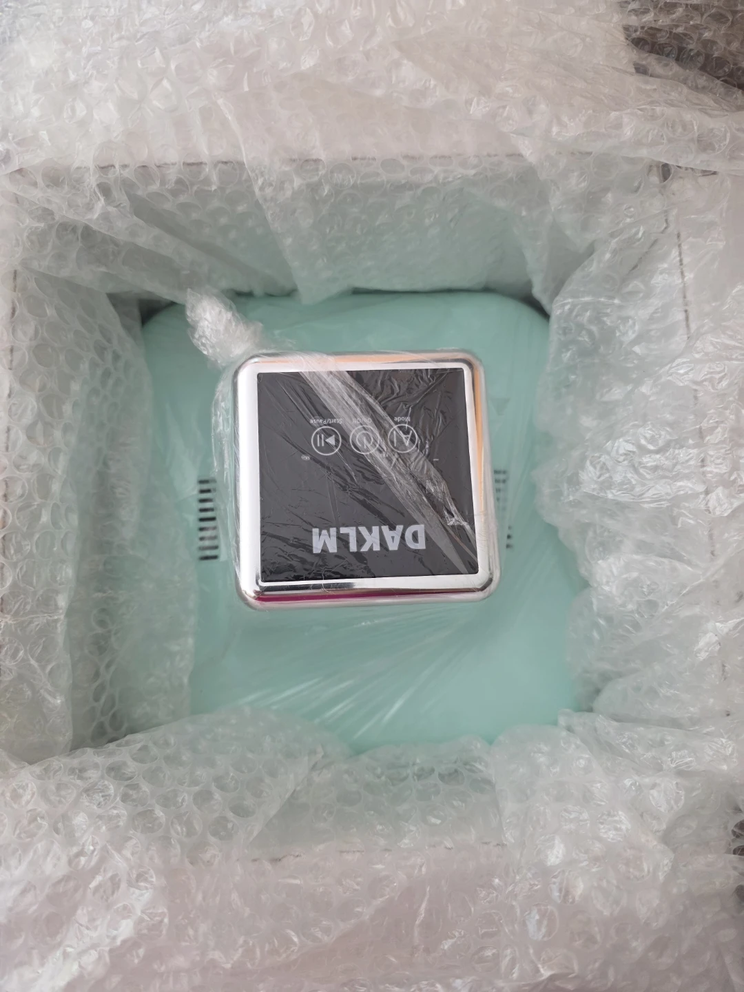 Large Capacity Resin Bubble Remover Machine - photo 4