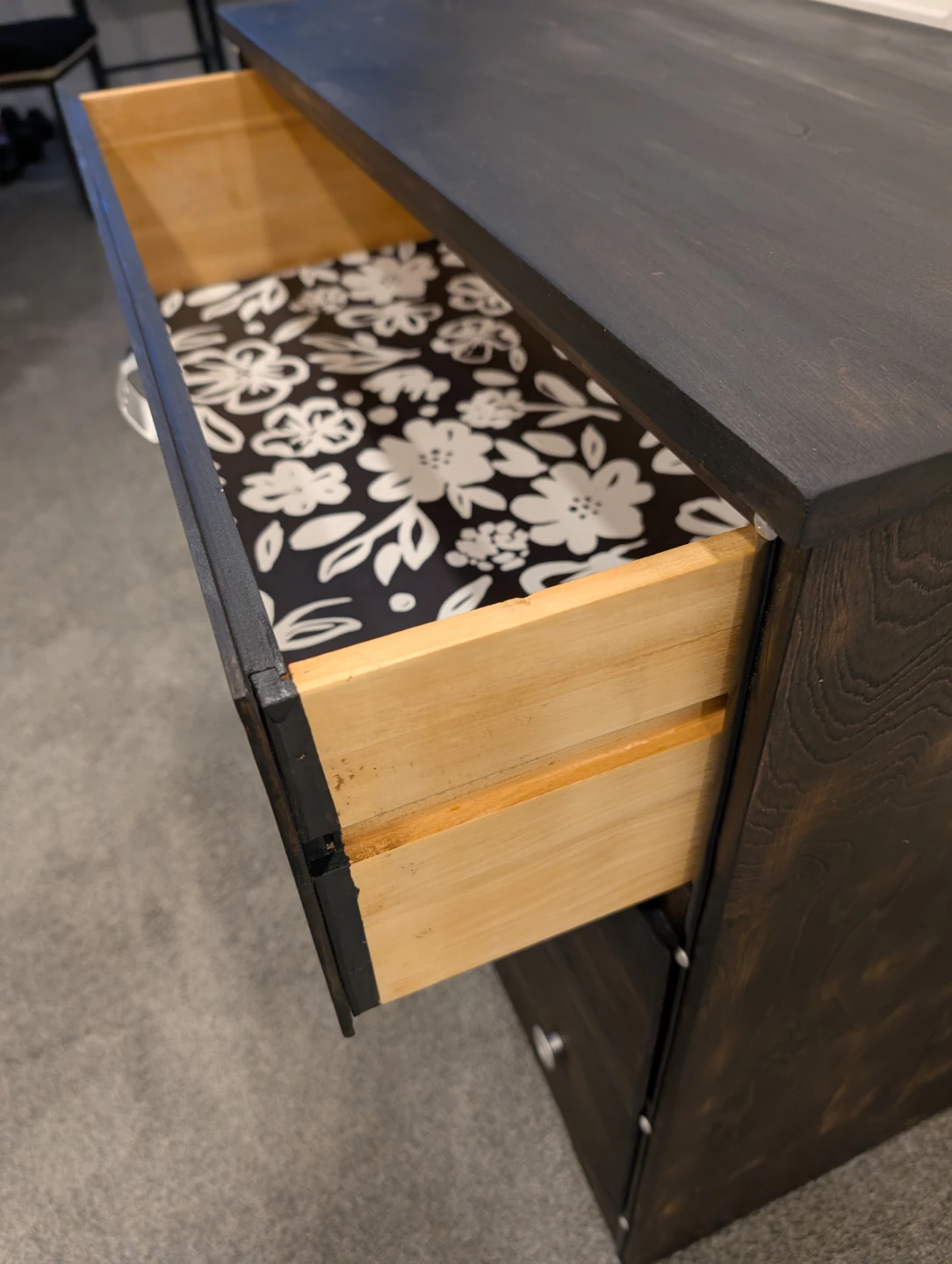 Dark Wood 3-Drawer Dresser with Floral Liner