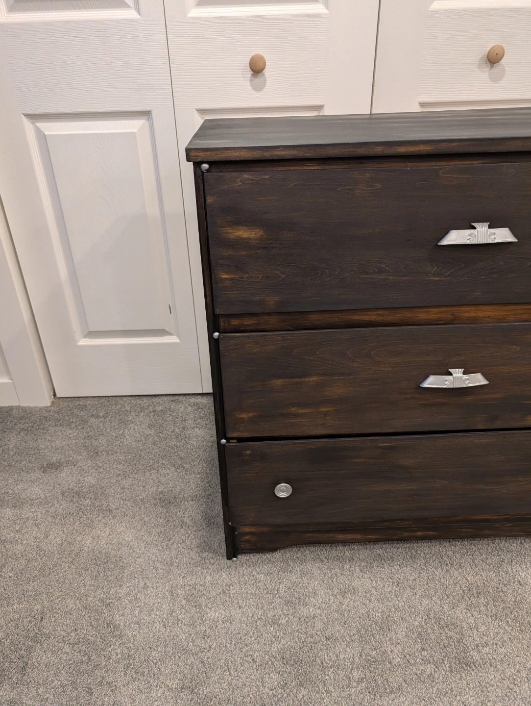 Dark Wood 3-Drawer Dresser with Floral Liner - photo 4