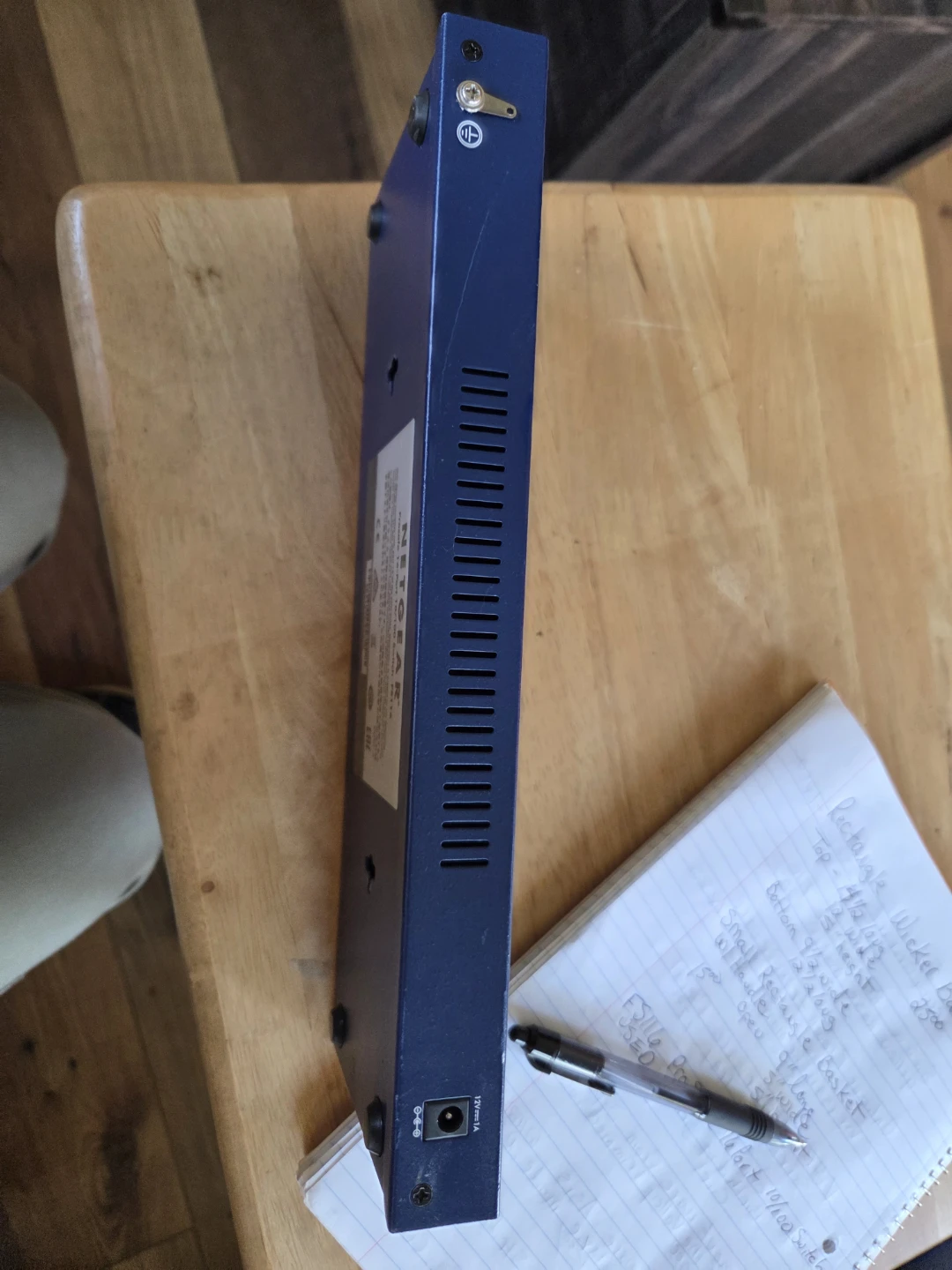 NETGEAR ProSafe 16 Port 10/100 Switch FS116 - photo 2