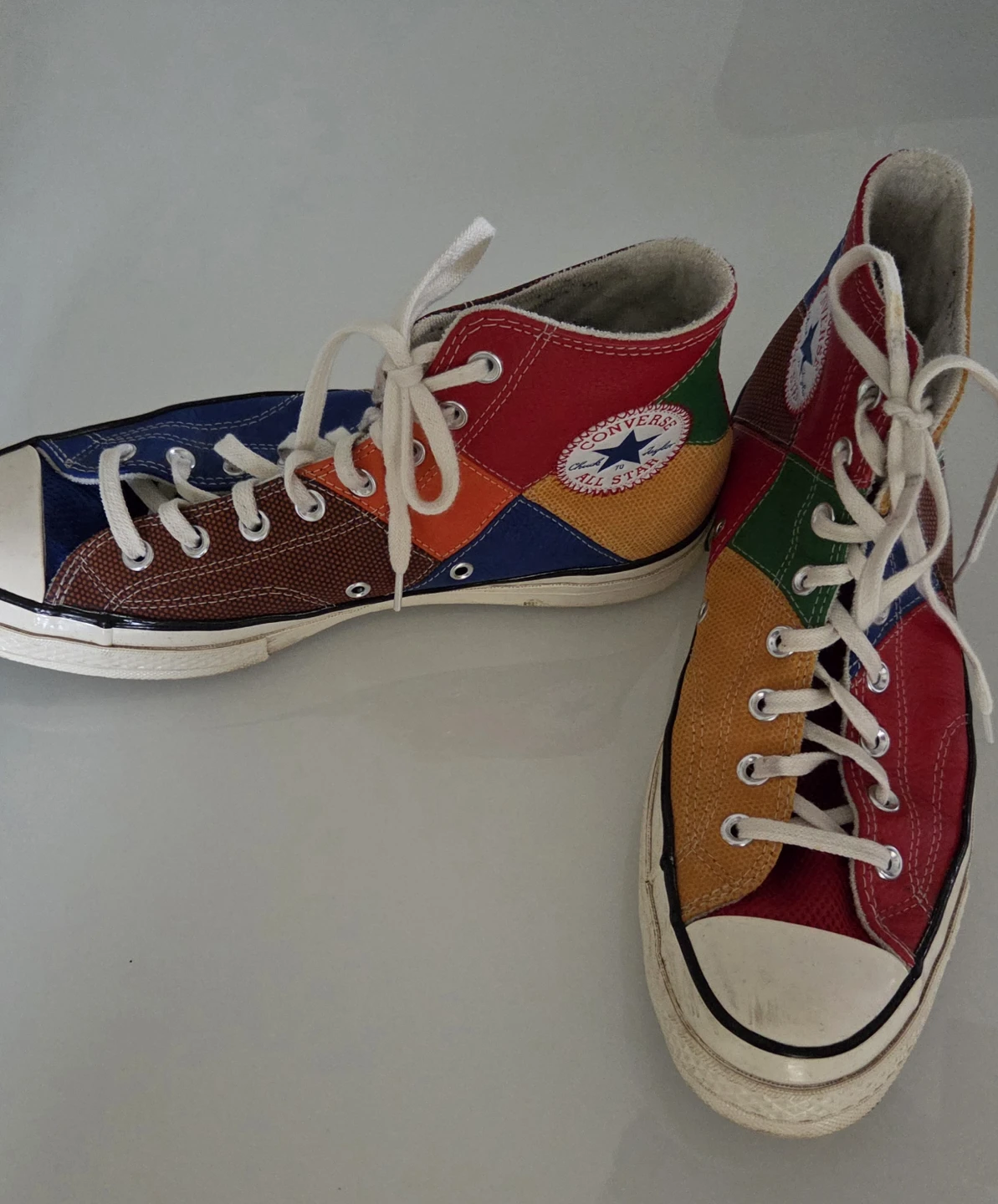 Converse Chuck Taylor hightops