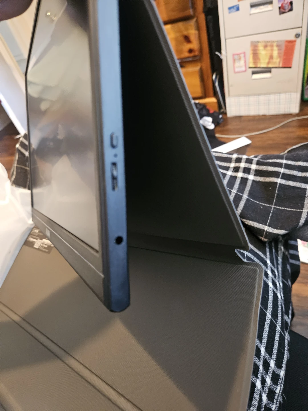 PORTABLE MONITOR M156F01 - photo 5