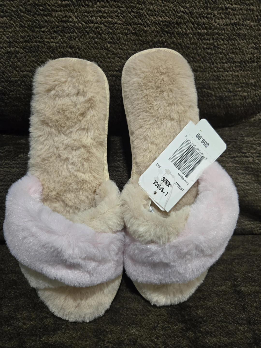 L*SPACE Fuzzy Slippers