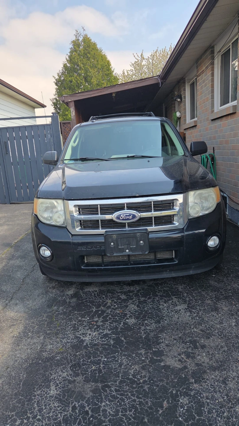 Ford Escape 2010 SUV As is - photo 3