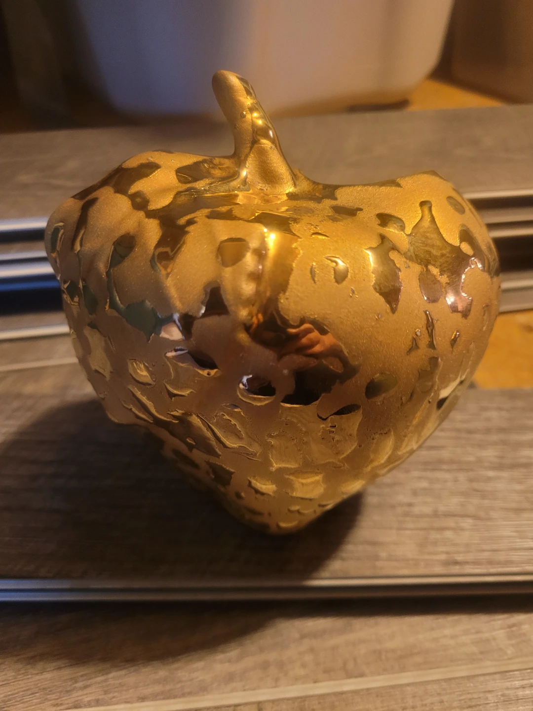 Vintage Mid-Century 24K Weeping Gold Ceramic Apple Wall Pocket