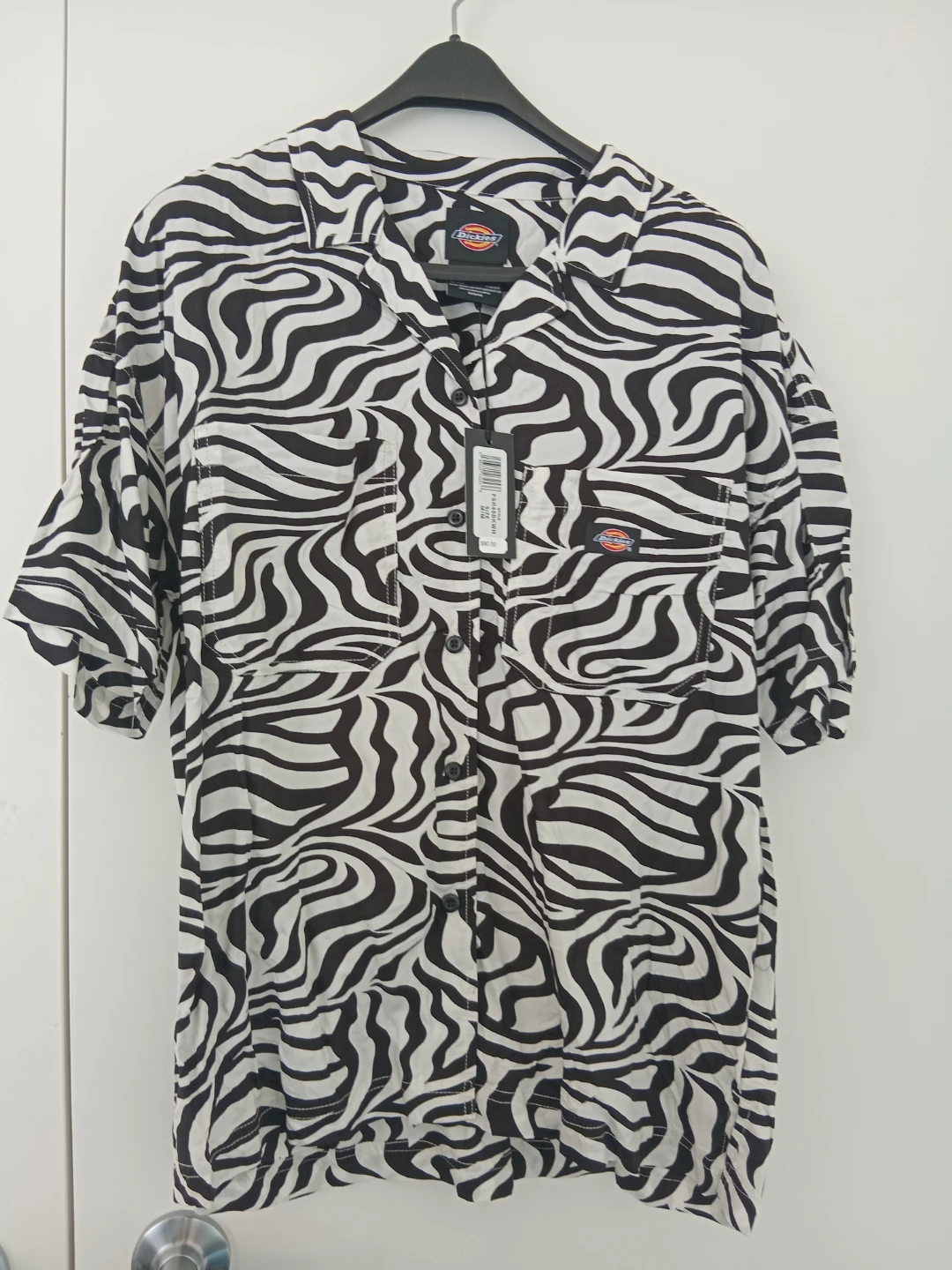 Dickies Short Sleeve Button-Up Shirt - M/M Zebra Print