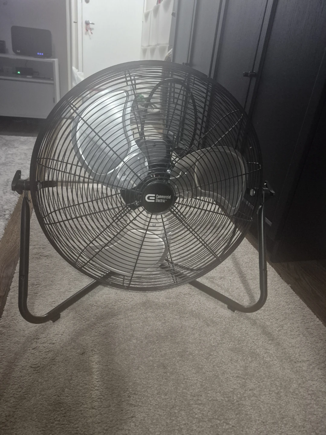 Commercial Electric 20-inch Oscillating Pedestal Fan
