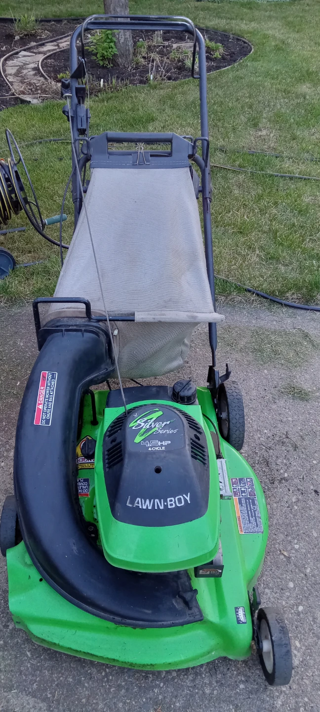 Lawn-Boy Silver Series 4.5HP 4-Cycle Lawnmower