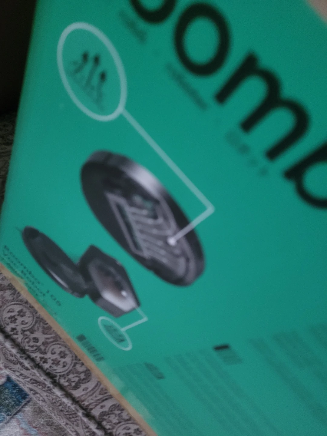 Roomba 105 Vac Robot with Auto-Empty Dock brand new $150 - photo 2
