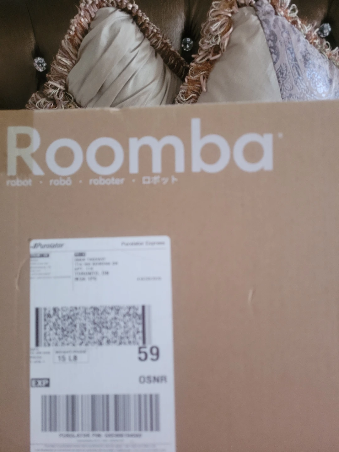 Roomba 105 Vac Robot with Auto-Empty Dock brand new $150 - photo 5