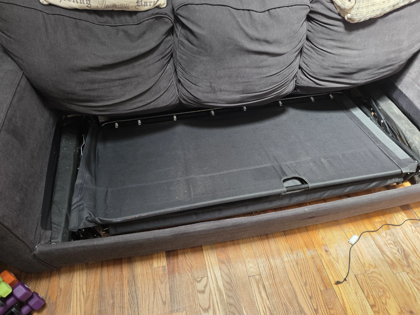 Couch with foldable bed inside - photo 4