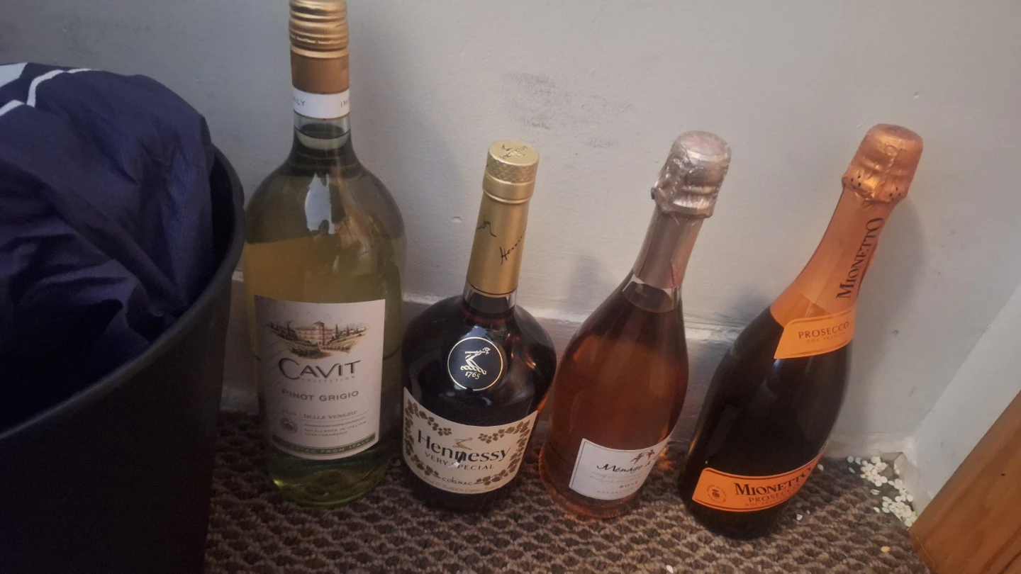 Cognac rosè champagne white win