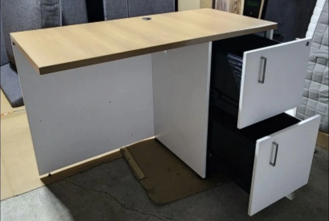 White Study Table , Office Desk Table , Computer Desk - photo 4