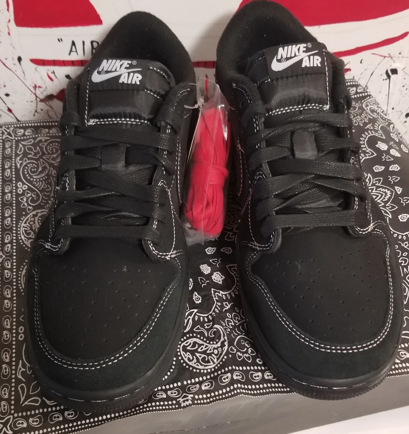 Brand new Jordan 1 Low SB OG Size 8 - photo 2