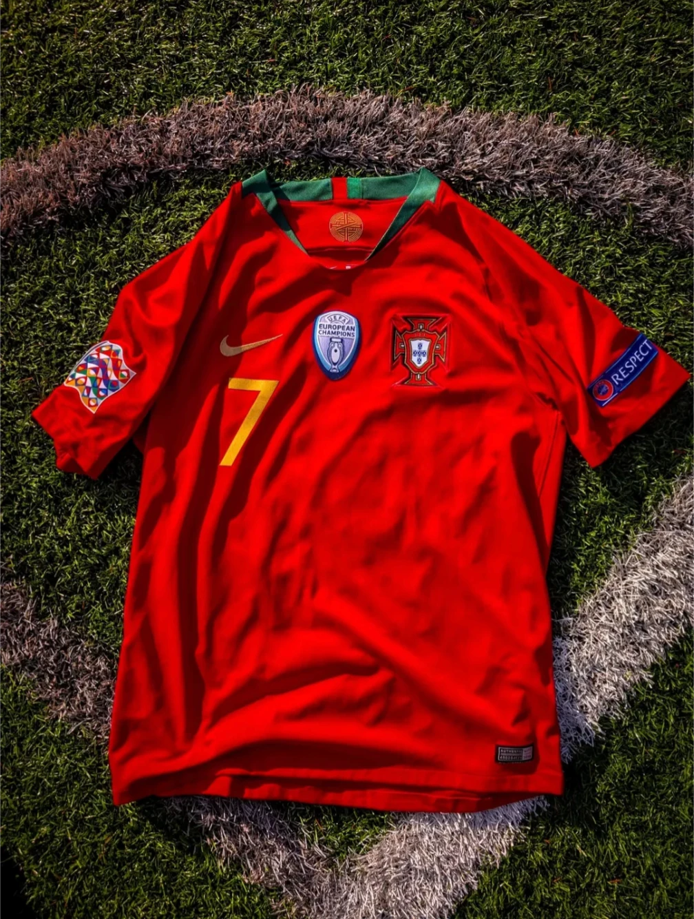 2018/19 Portugal Home Kit L - photo 2