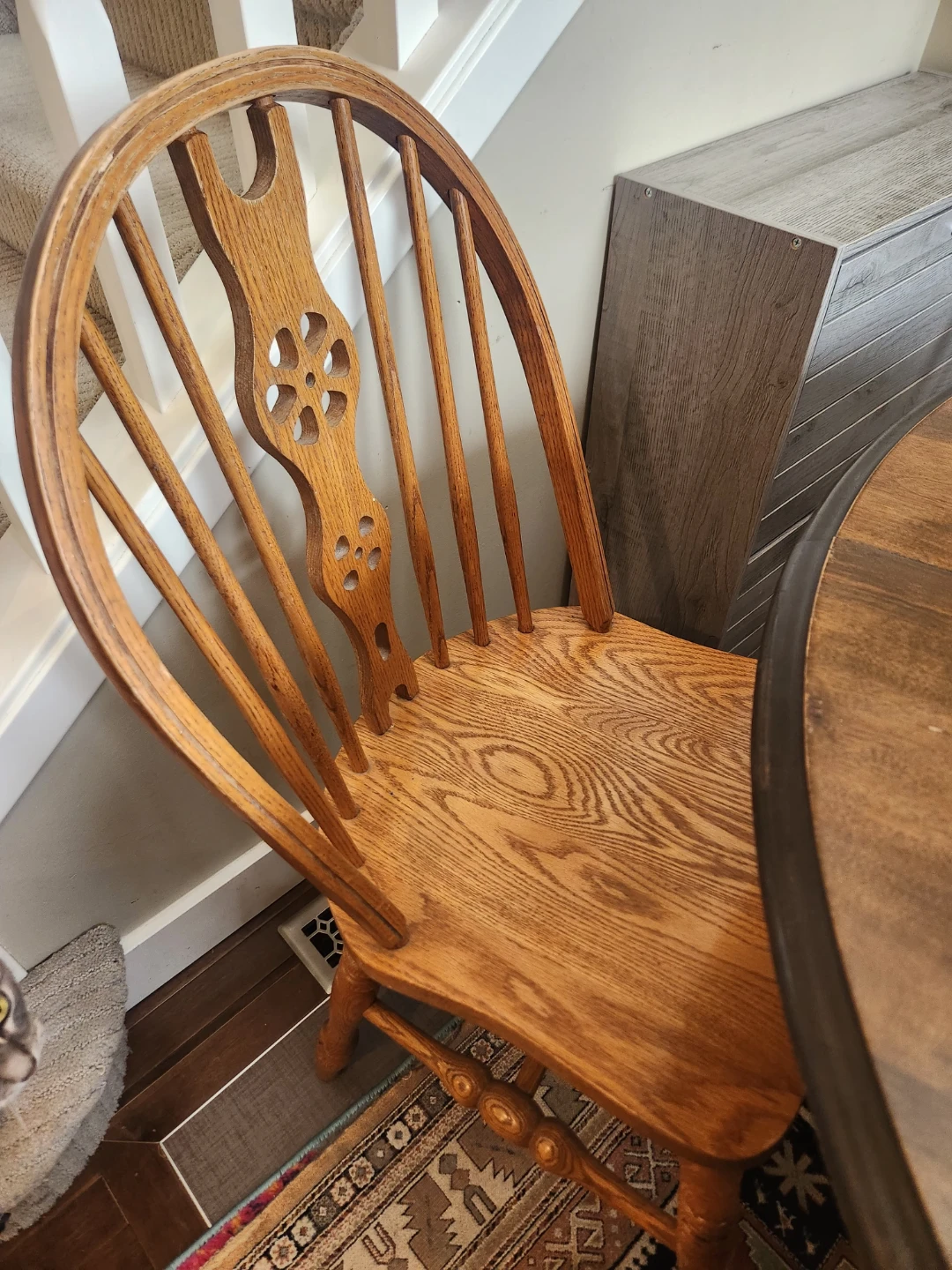 Vintage  Round Dining Table with 4 WHEELBACK Chairs - photo 2