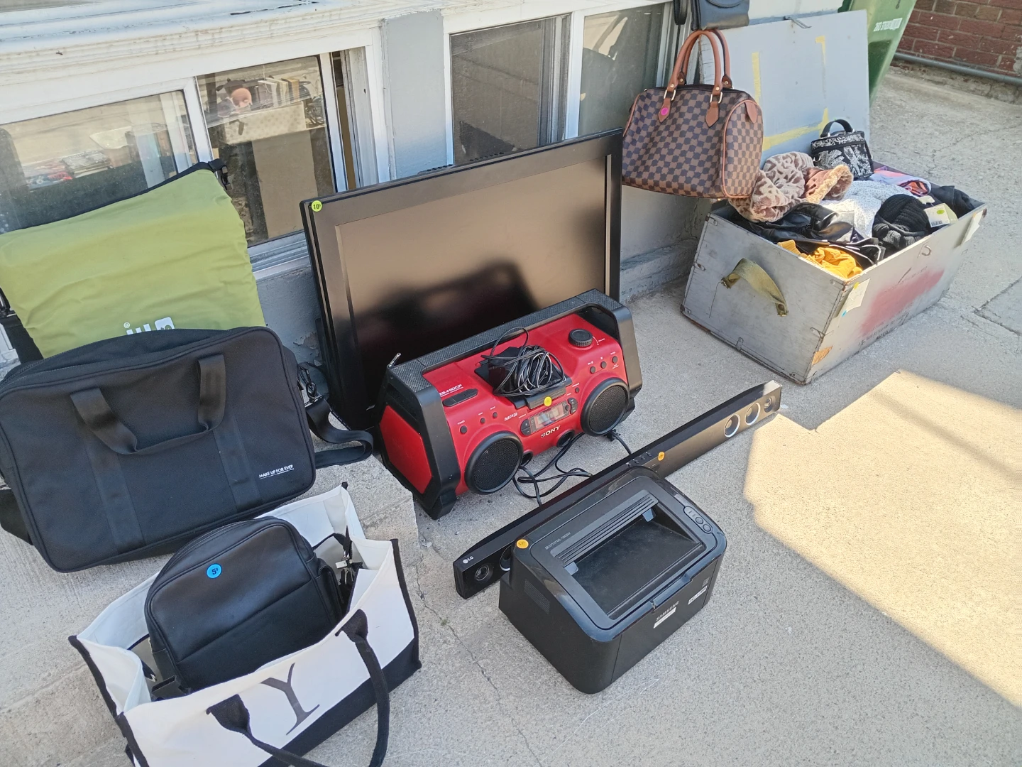 Yard Sale - photo 2