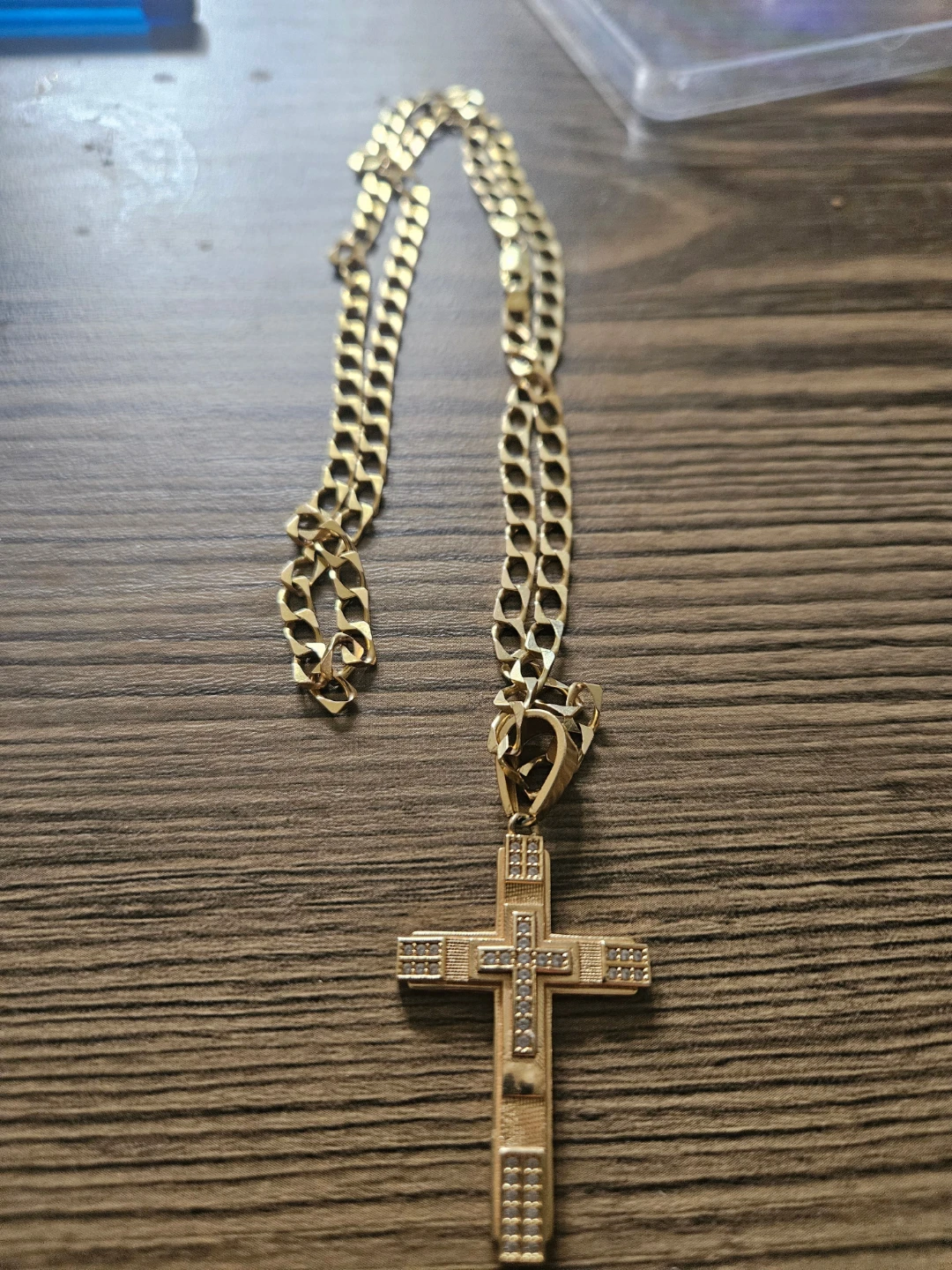 10k Gold Cross Pendant Necklace with Chain